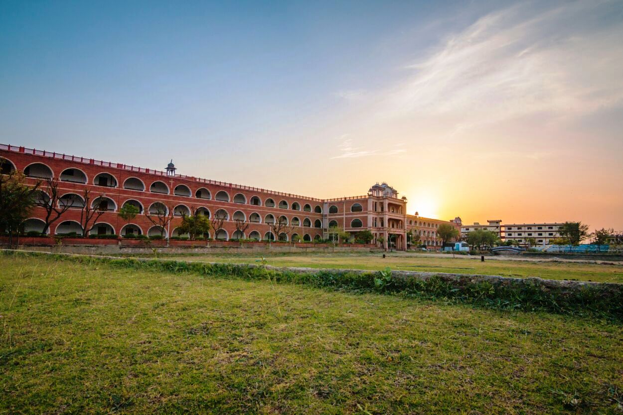 SMCET College